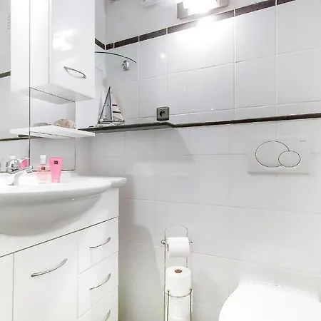 Amazing In De Haan With Wifi * Mispelburg